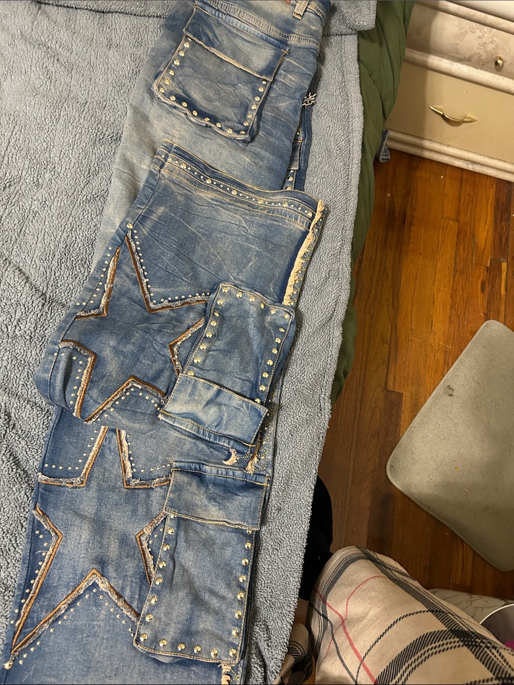 Men's Blue Distressed Bootcut Cargo Jeans with Stud and Flame Detail - Picture 4 of 5